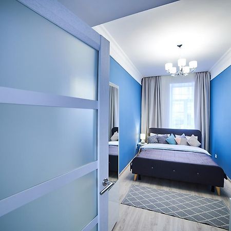 Romantic Apartment In The Сity Сenter Лвив Екстериор снимка