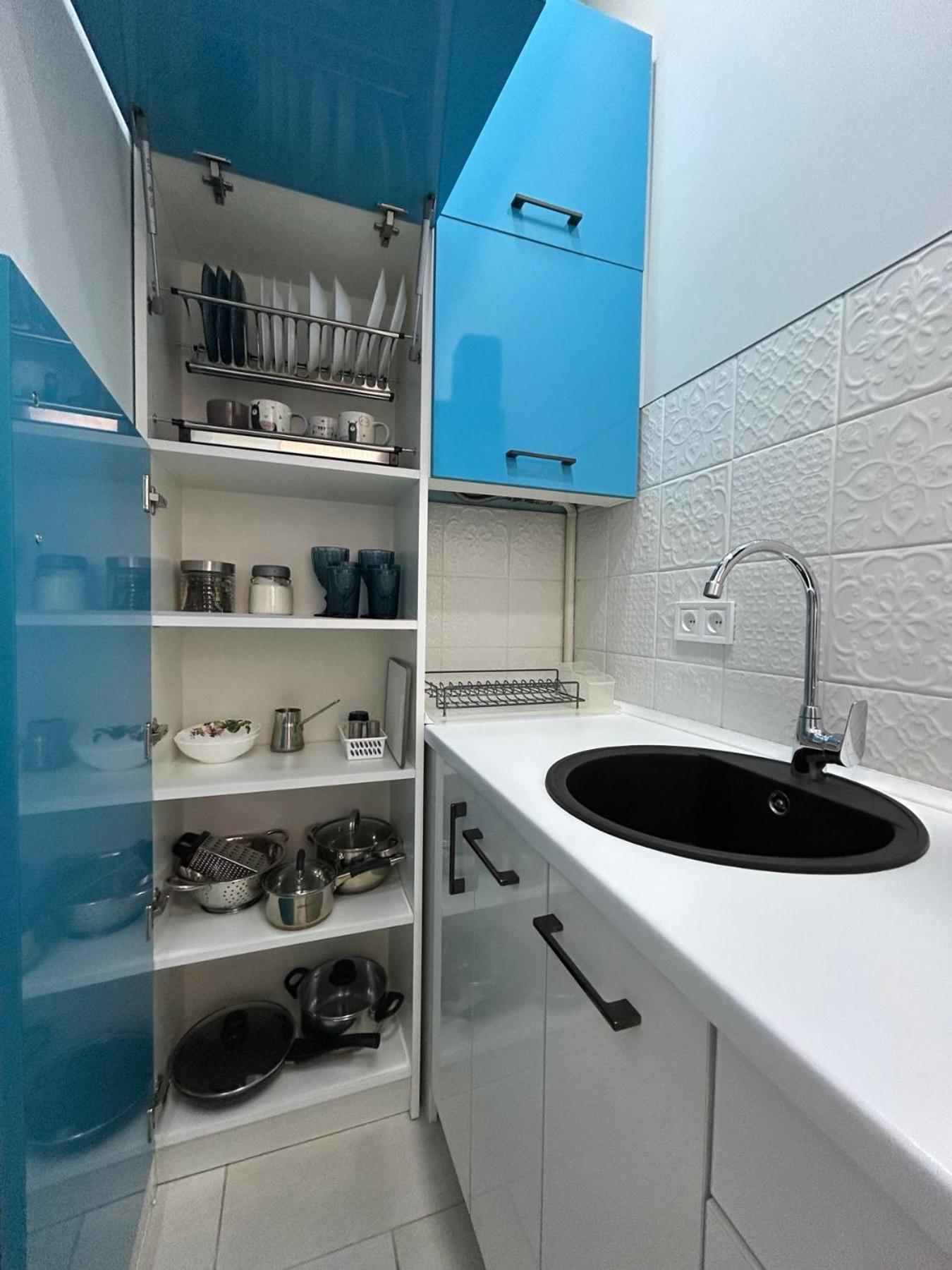 Romantic Apartment In The Сity Сenter Лвив Екстериор снимка