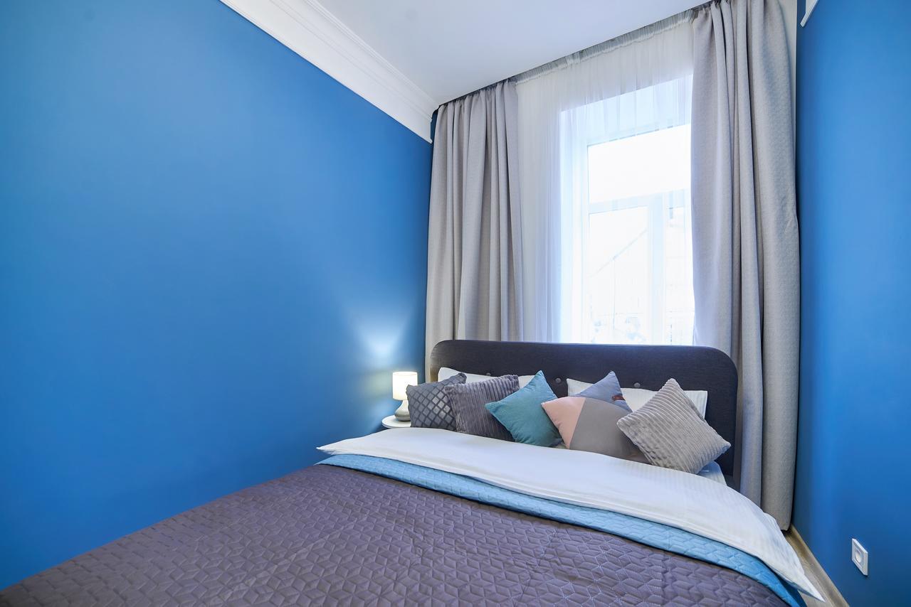 Romantic Apartment In The Сity Сenter Лвив Екстериор снимка